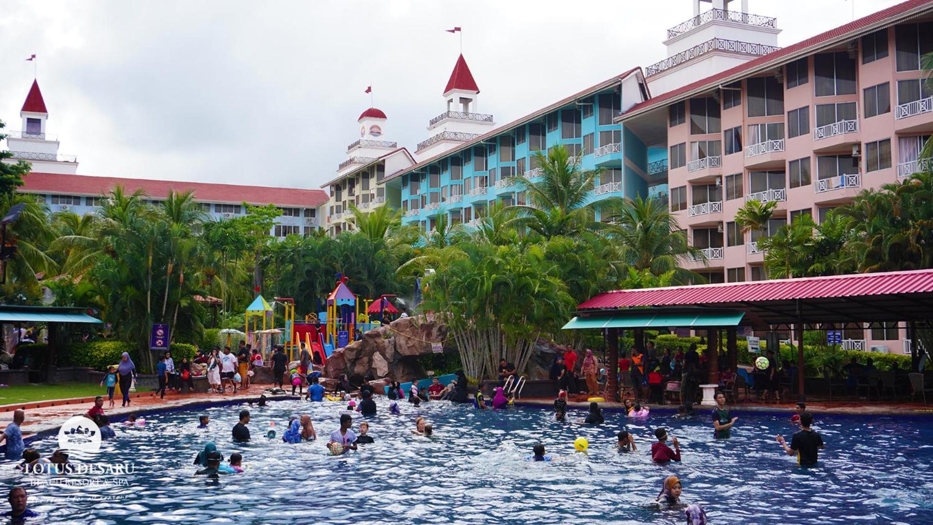 Lotus Desaru Beach Resort & Spa Bandar Penawar Екстериор снимка