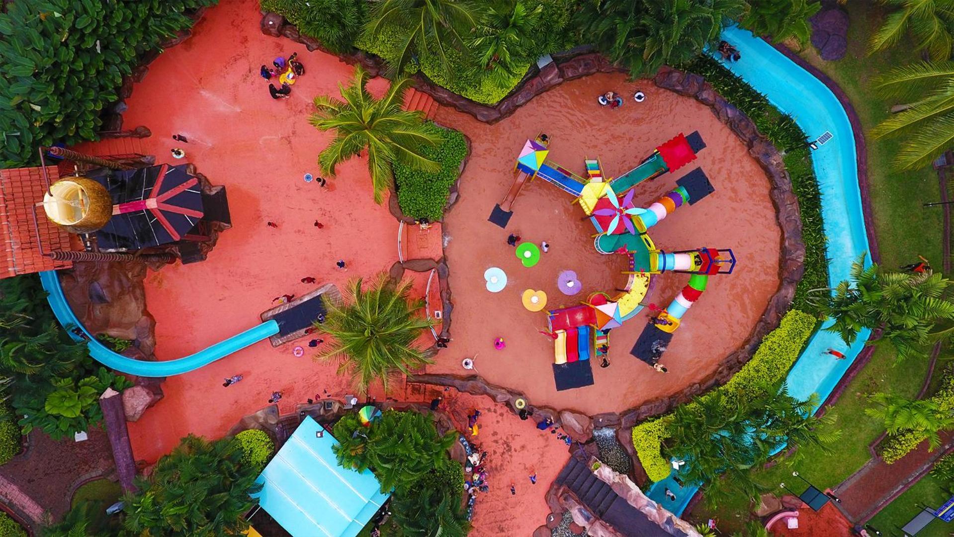 Lotus Desaru Beach Resort & Spa Bandar Penawar Екстериор снимка