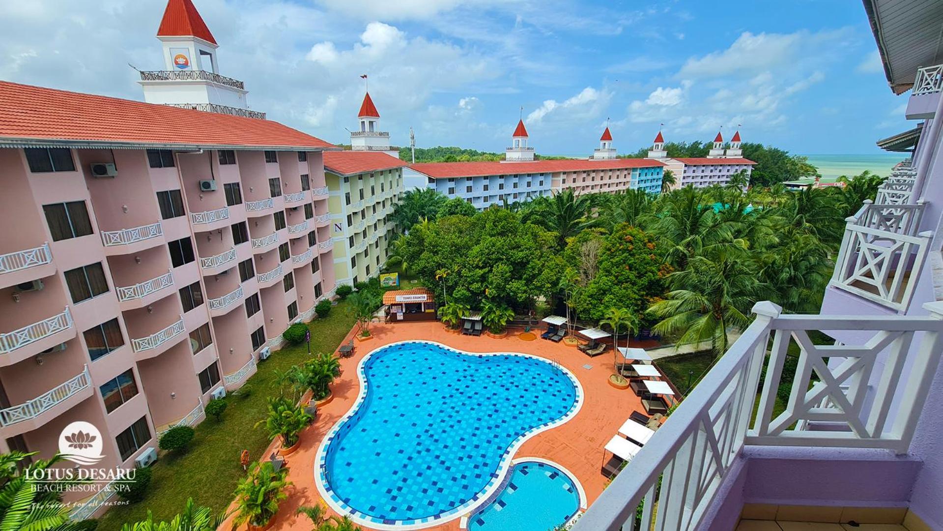 Lotus Desaru Beach Resort & Spa Bandar Penawar Екстериор снимка